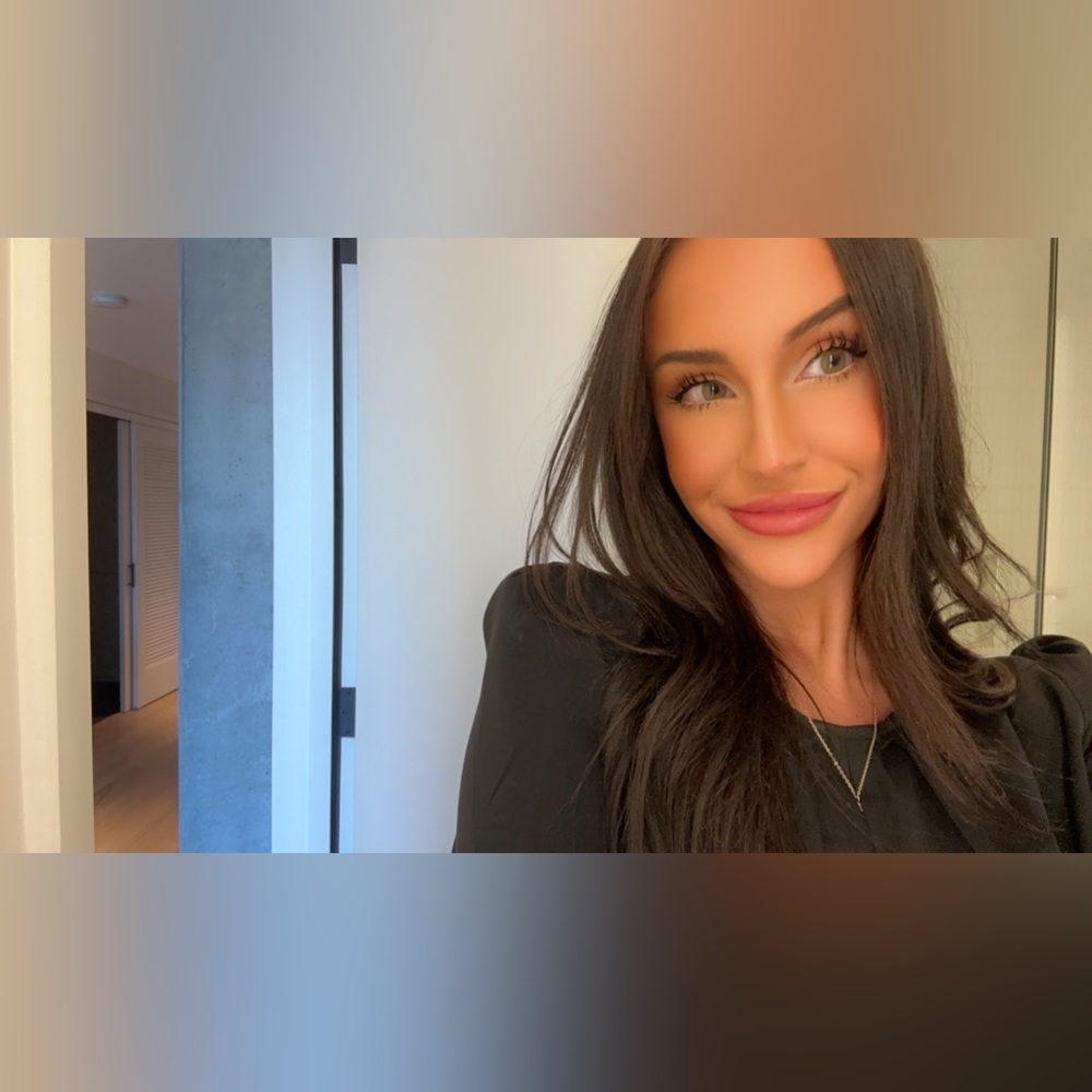 Meet your Posher, Hannah